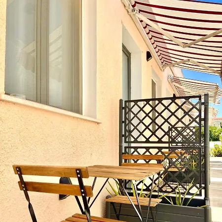 Costa Azzurra Couette-café 4*