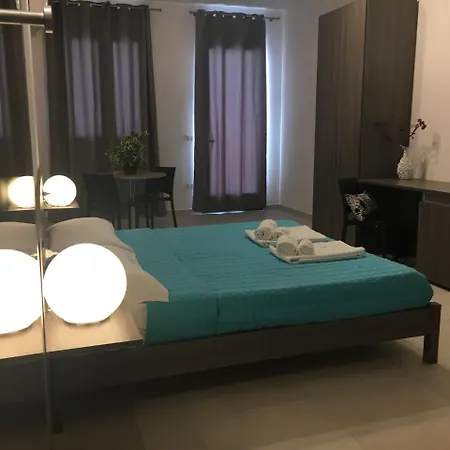 Costa Azzurra Bed & Breakfast *