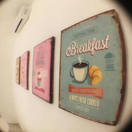 Costa Azzurra Bed & Breakfast *