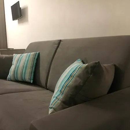 فندق مبيت وإفطار Costa Azzurra 4*