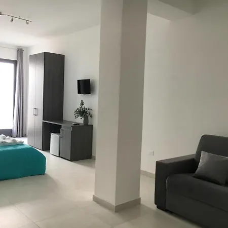 Costa Azzurra Bed & Breakfast