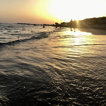 Costa Azzurra Bed & Breakfast