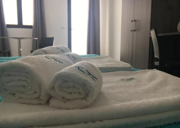 לינה וארוחת בוקר Costa Azzurra